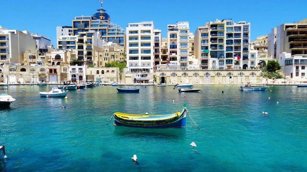 Deluxe 2Br Apartment In Central St Julians Saint Julian's