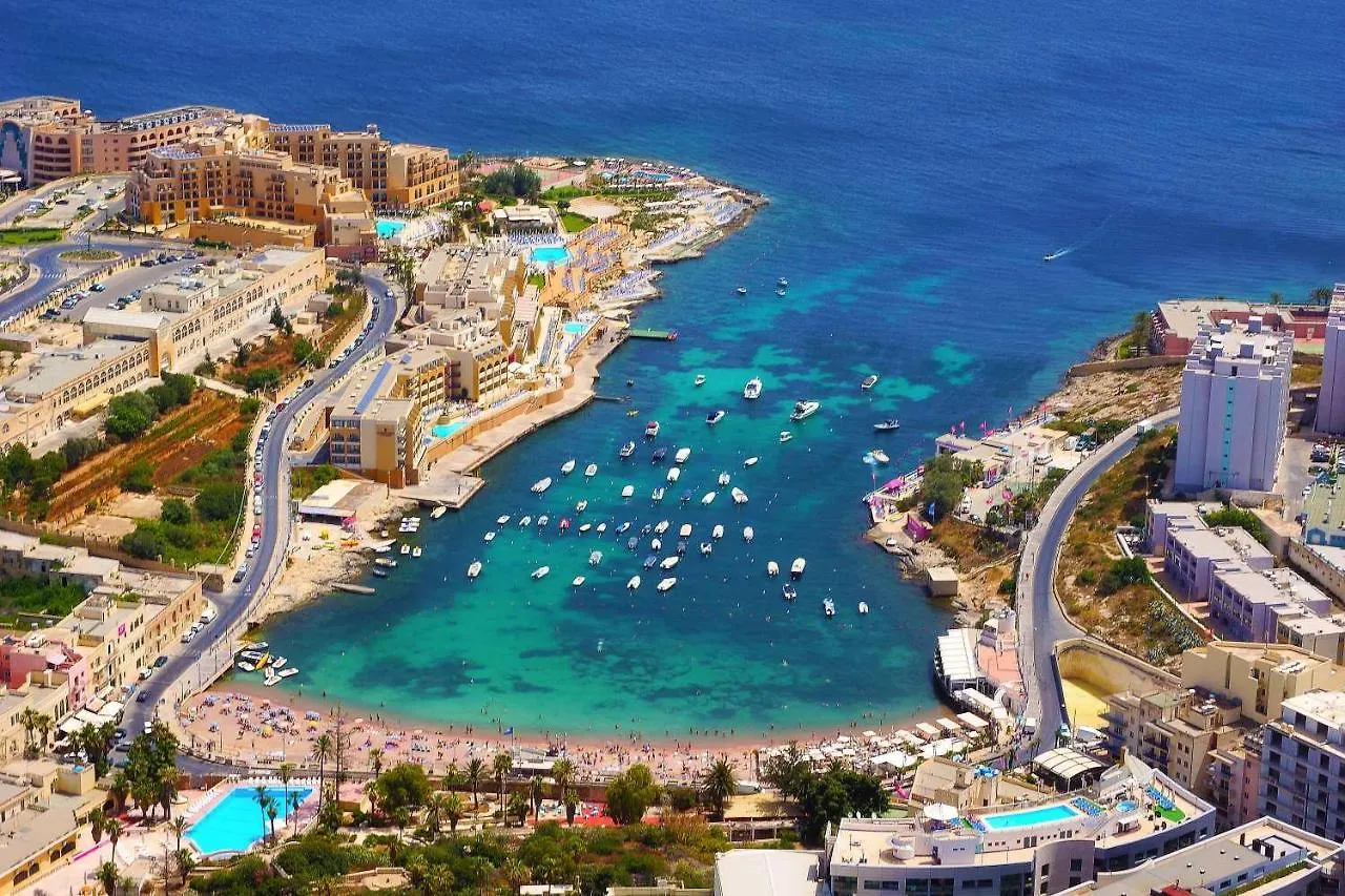 Deluxe 2Br Apartment In Central St Julians Saint Julian's 0*,